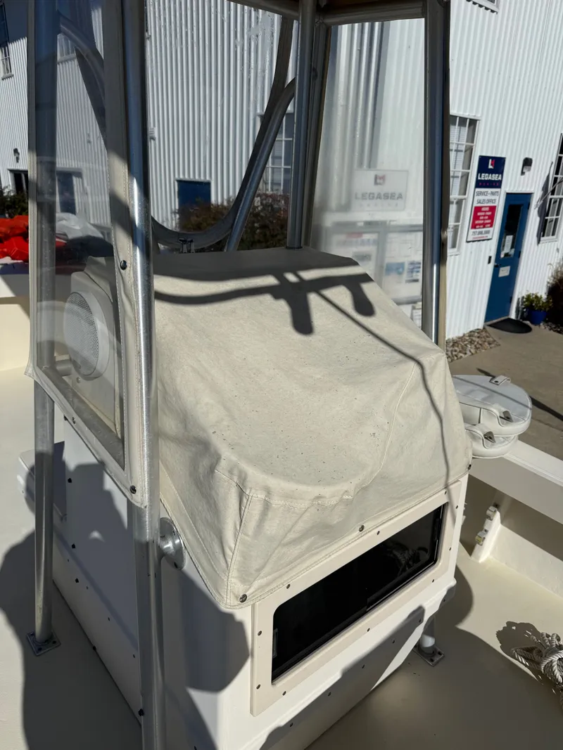 Slide: The Image of Parker Marine 2100 Special Edition 2001 - 11