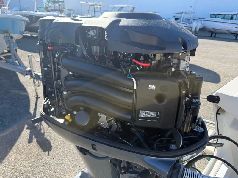 Slide: The Image of Parker Marine 2100 Special Edition 2001 - 12