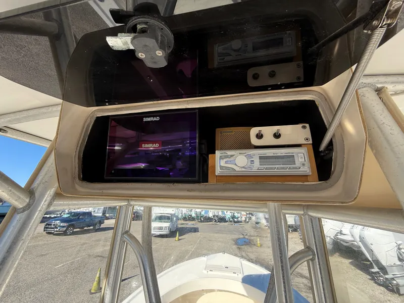 Slide: The Image of Parker Marine 2100 Special Edition 2001 - 15