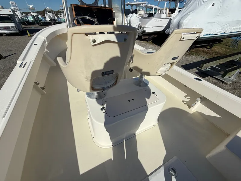 Slide: The Image of Parker Marine 2100 Special Edition 2001 - 18