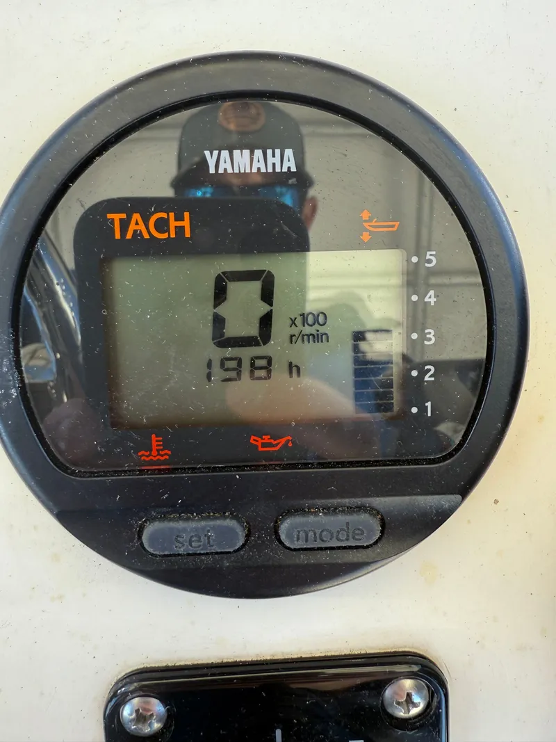 Slide: The Image of Parker Marine 2100 Special Edition 2001 - 9