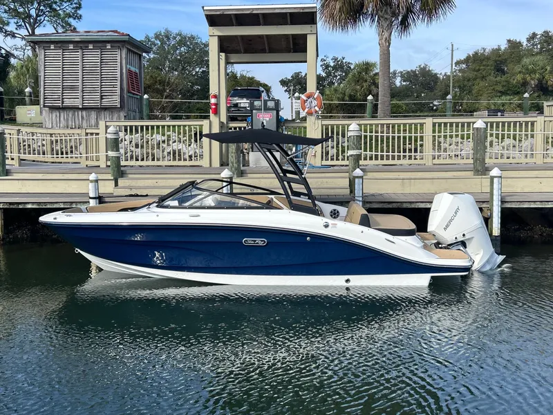 Slide: The Image of Sea Ray SPX 210 Outboard 2026 - 0
