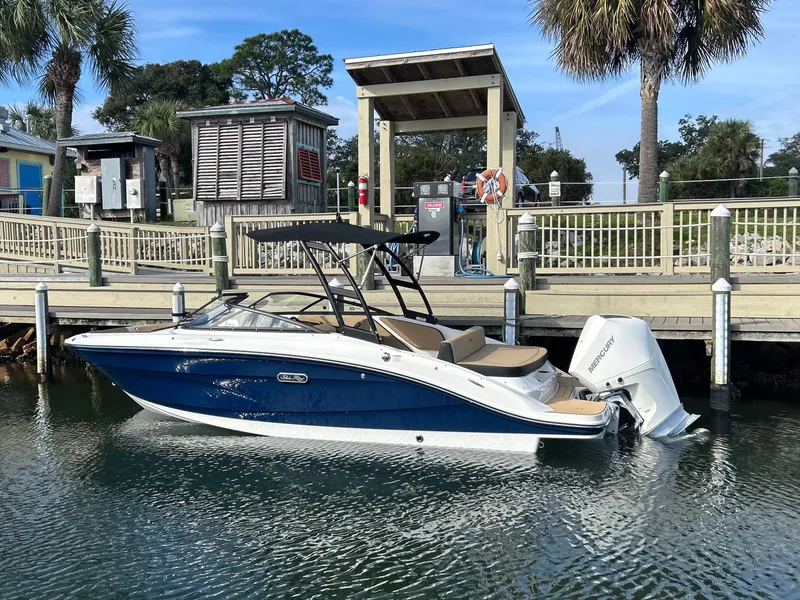 Slide: The Image of Sea Ray SPX 210 Outboard 2026 - 5