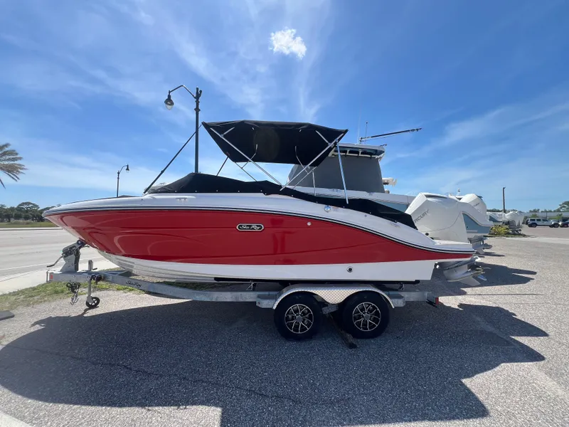 Slide: The Image of Sea Ray SPX 210 Outboard 2026 - 0