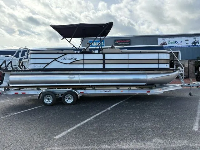 Slide: The Image of Bentley Pontoons Legacy Navigator 243 2026 - 4