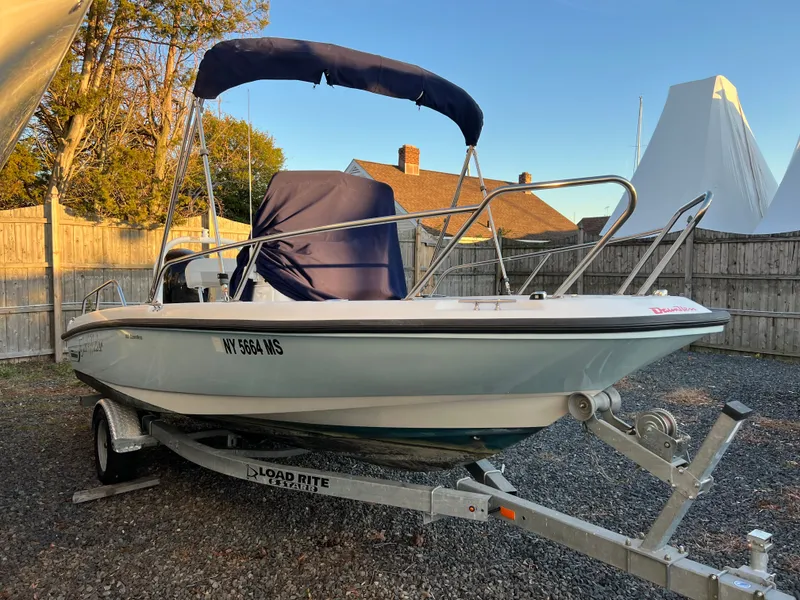The Image of Boston Whaler 180 Dauntless 2021 - 0