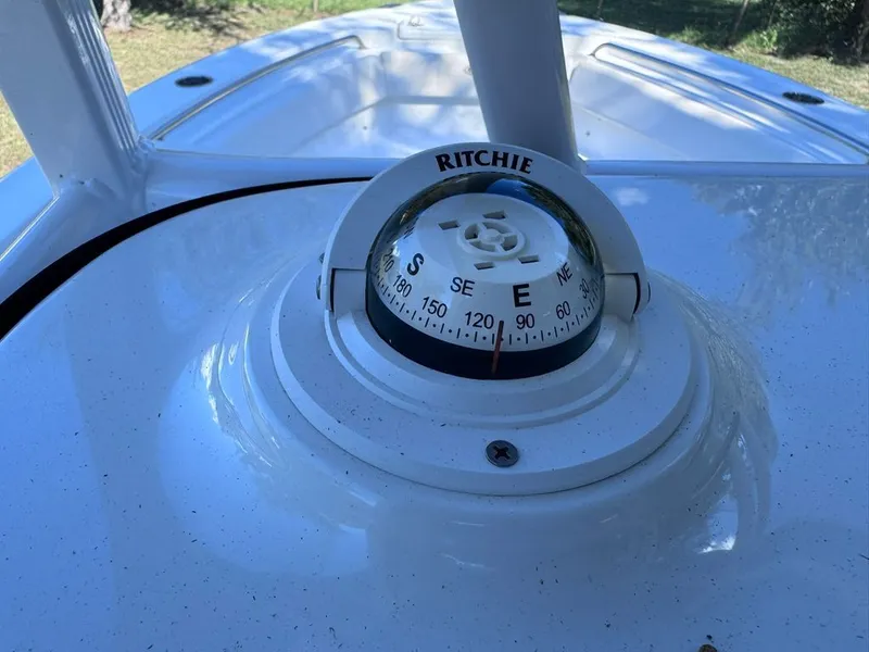 Slide: The Image of Sea Hunt Ultra 219 2022 - 19