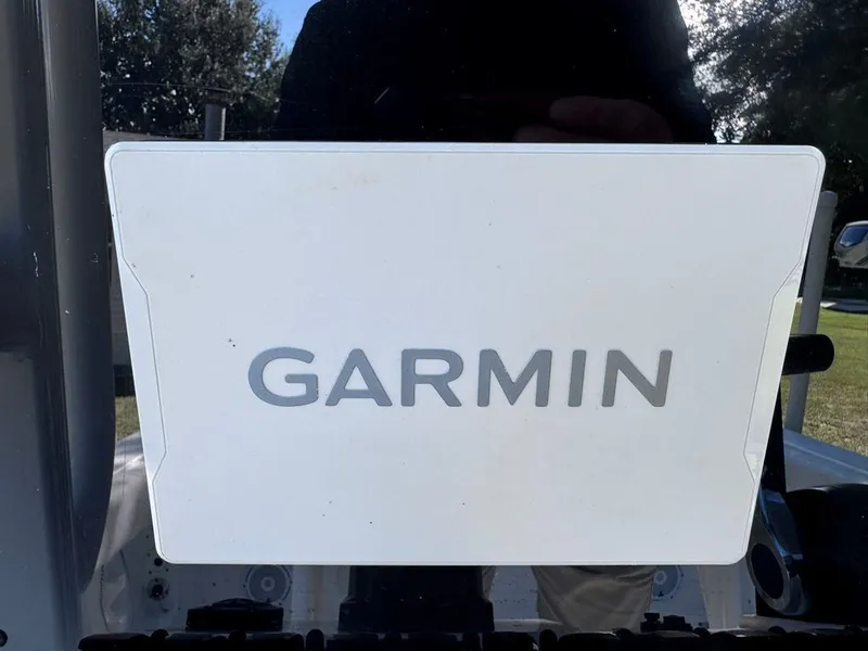 Slide: The Image of Sea Hunt Ultra 219 2022 - 22