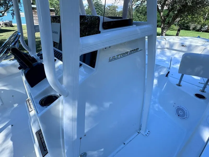 Slide: The Image of Sea Hunt Ultra 219 2022 - 37