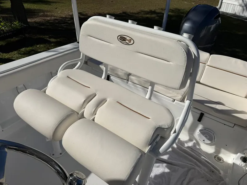 Slide: The Image of Sea Hunt Ultra 219 2022 - 7