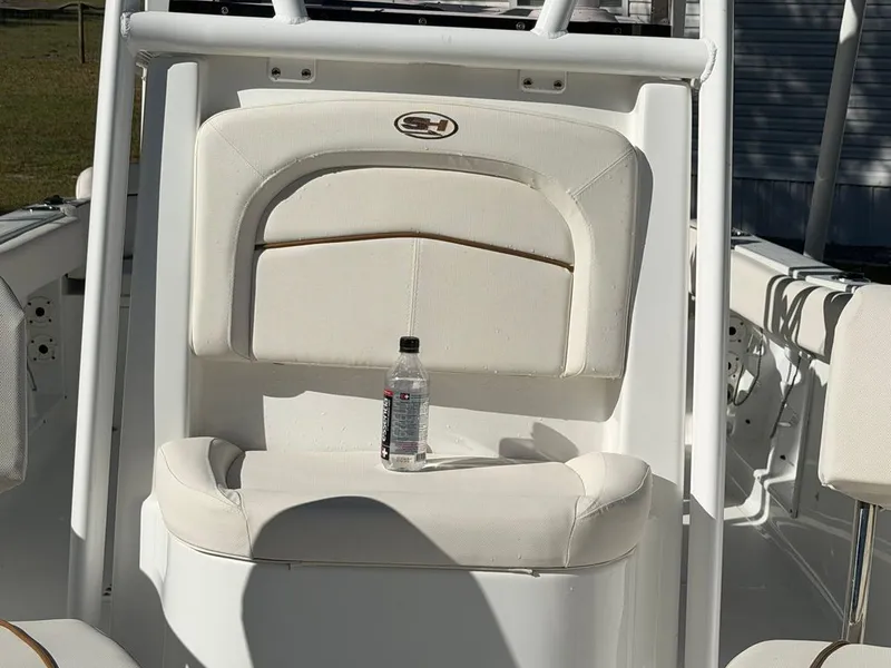 Slide: The Image of Sea Hunt Ultra 219 2022 - 8