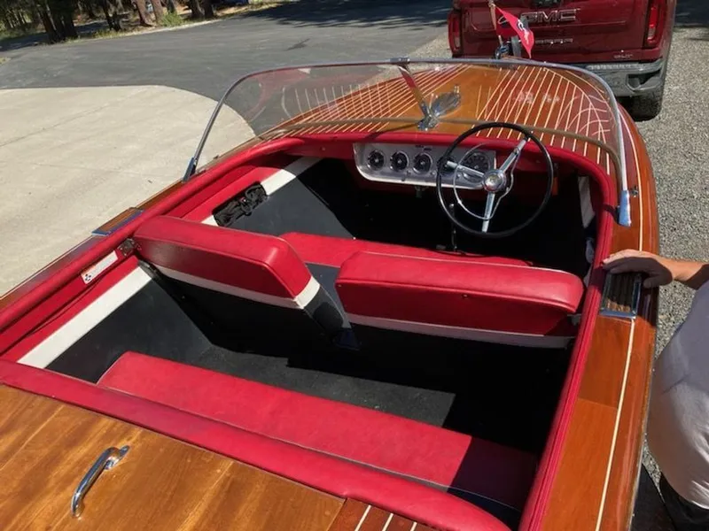 Slide: The Image of Chris-Craft Capri 1959 - 4