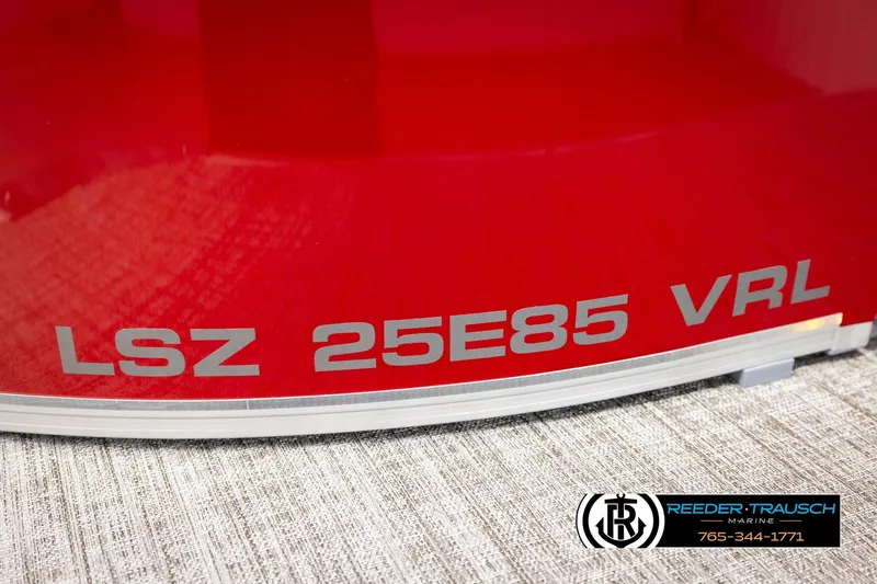 Slide: The Image of Red Avalon LSZ Vrl 2026 model with "LSZ 25E85 VRL" text and Reeder-Trausch Marine logo. - 46