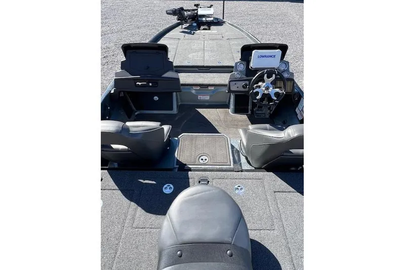 Slide: The Image of 2024 Nitro Z21 boat interior with steering console and seating. - 3