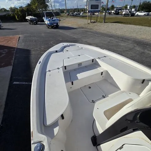 Slide: The Image of Sea Fox 251 Bay Fox 2024 - 7