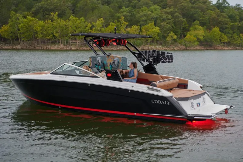 Slide: The Image of Front view of 2023 Cobalt R8 boat with stainless steel anchor. - 6