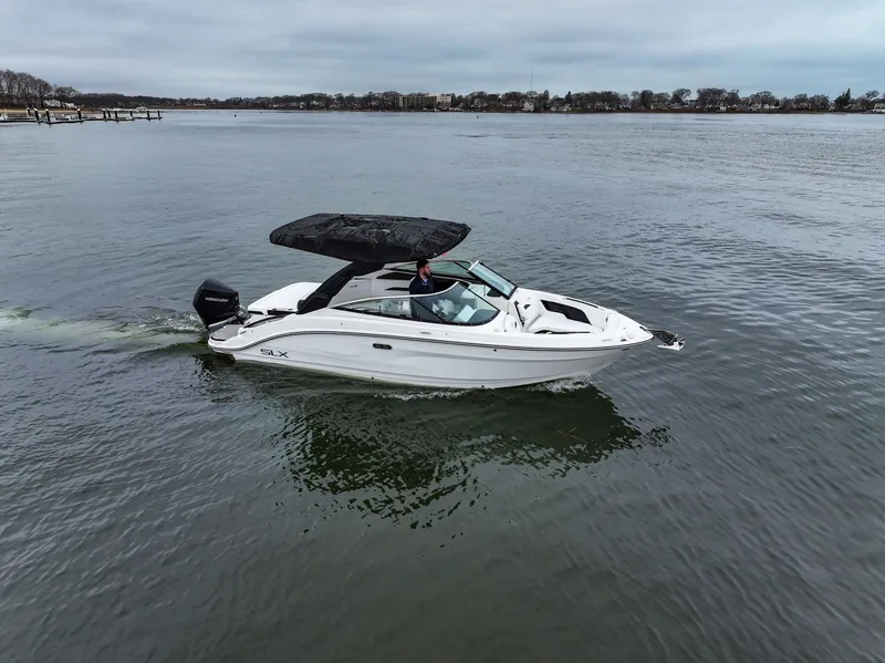 Slide: The Image of Sea Ray SLX 260 Outboard 2026 - 27