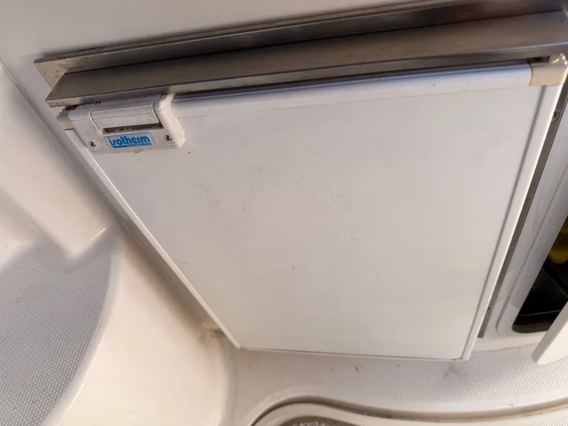 Slide: The Image of Sea Ray Sundancer 320 2003 - 11