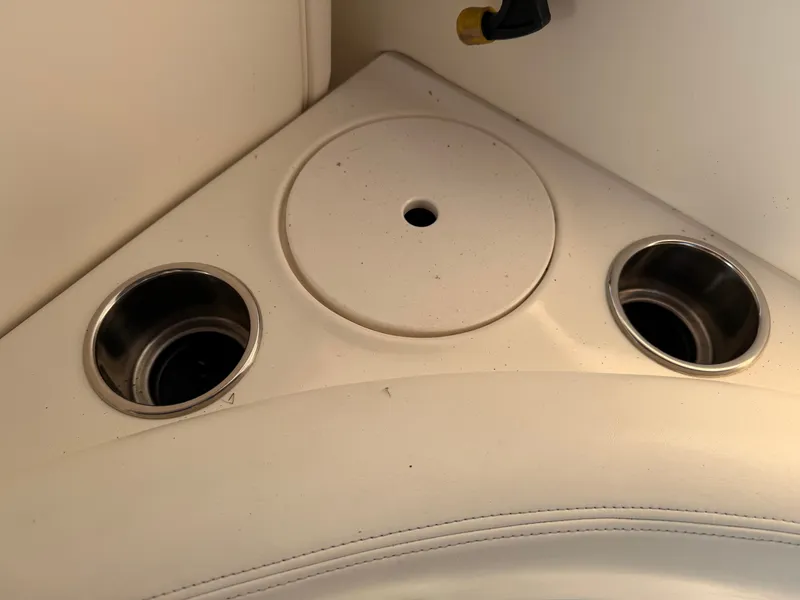 Slide: The Image of Sea Ray Sundancer 320 2003 - 17