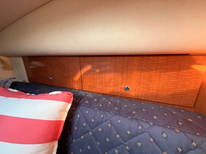 Slide: The Image of Sea Ray Sundancer 320 2003 - 34