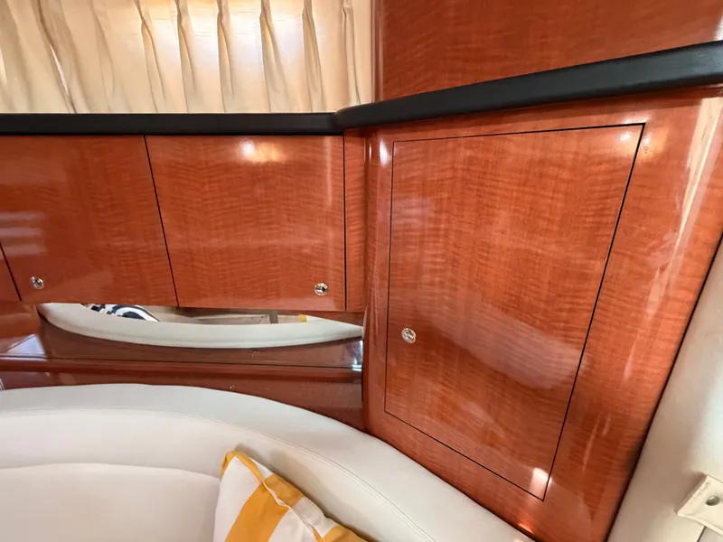 Slide: The Image of Sea Ray Sundancer 320 2003 - 56