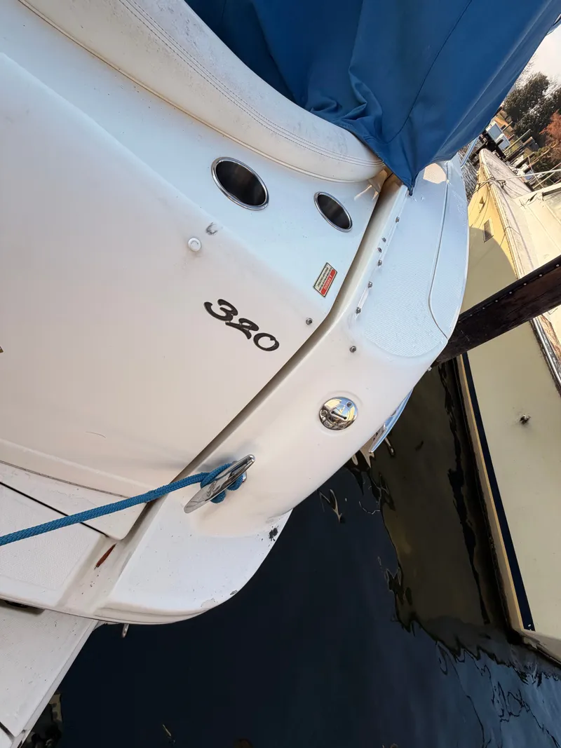 Slide: The Image of Sea Ray Sundancer 320 2003 - 69