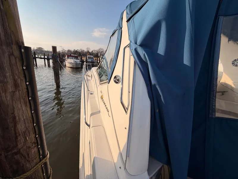 Slide: The Image of Sea Ray Sundancer 320 2003 - 71