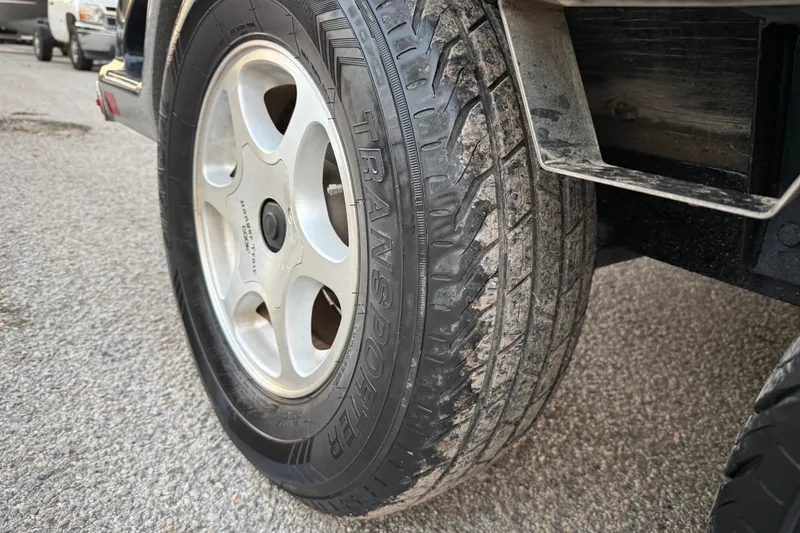 Slide: The Image of Lowrance Eagle 7 fish finder on a 2007 Ranger Z19 Comanche boat. - 27