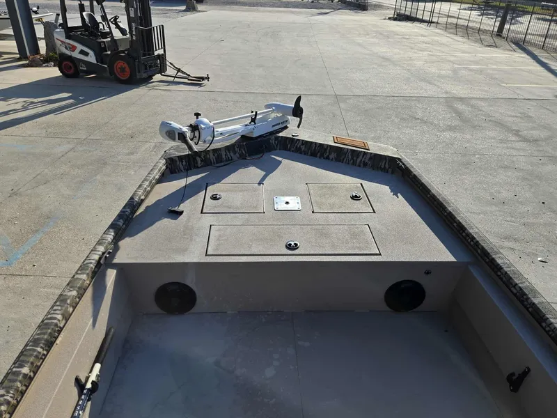 Slide: The Image of Avid 20 Rogue CC 2023 - 13