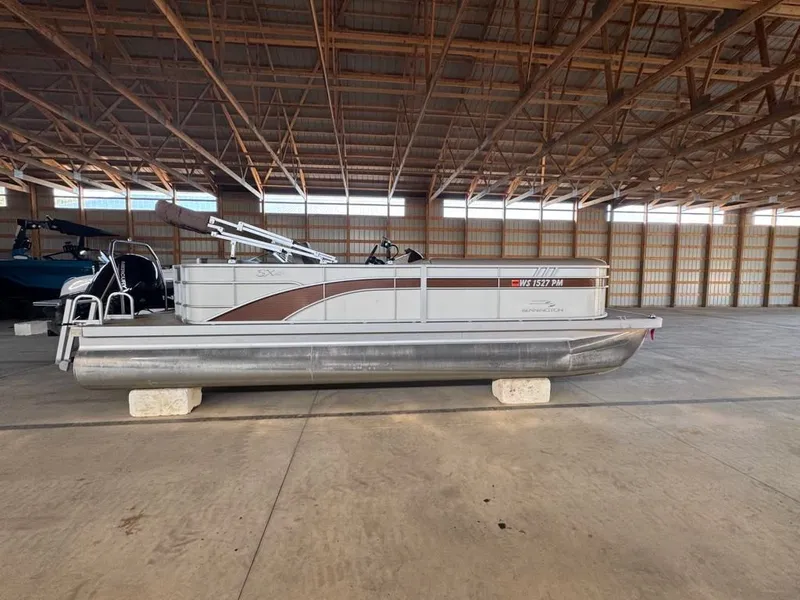 Slide: The Image of Bennington 23SXL EXP TRI 2023 - 11