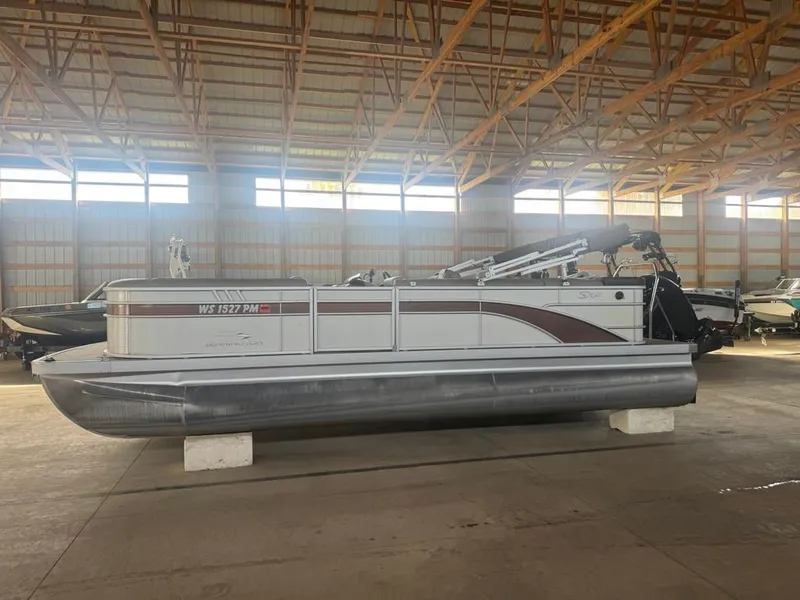 Slide: The Image of Bennington 23SXL EXP TRI 2023 - 12