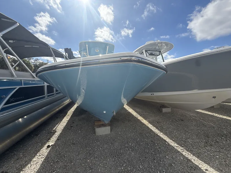 Slide: The Image of Sea Born LX24 Center Console 2024 - 7