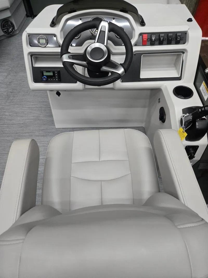 Slide: The Image of Xperience 2286SFLX TRI 2026 - 13