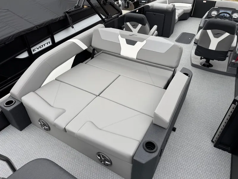 Slide: The Image of Evotti 525CS 2026 - 17