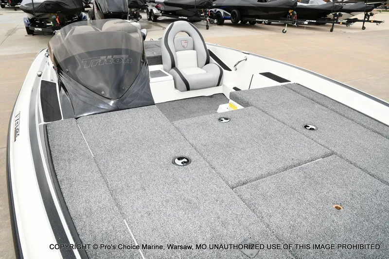 Slide: The Image of Triton 179 TrX 2024 - 32