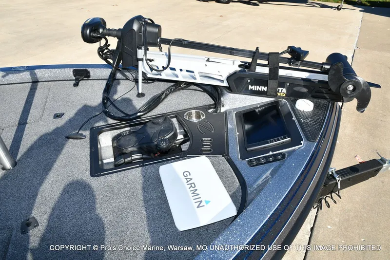 Slide: The Image of Ranger Boats Z519 Dual Console 2021 - 34