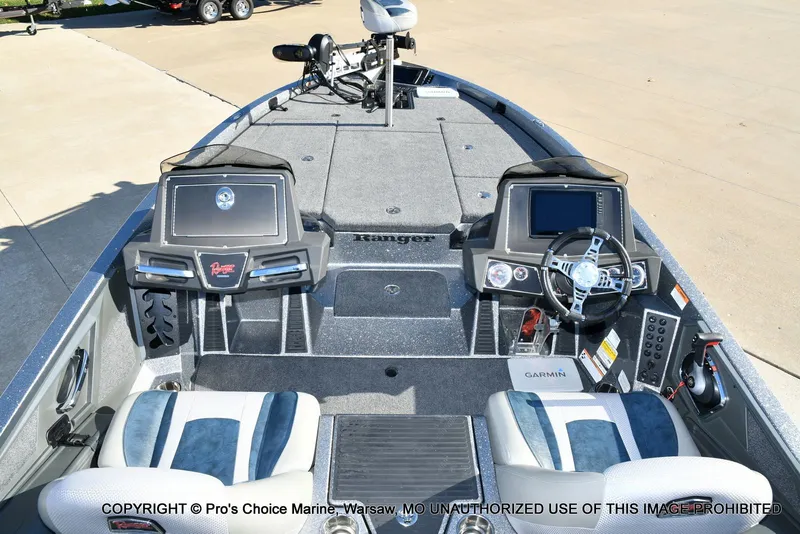 Slide: The Image of Ranger Boats Z519 Dual Console 2021 - 41