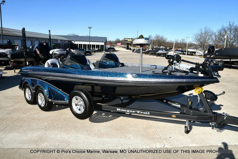 Slide: The Image of Ranger Boats Z519 Dual Console 2021 - 77