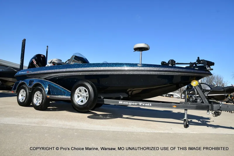 Slide: The Image of Ranger Boats Z519 Dual Console 2021 - 82