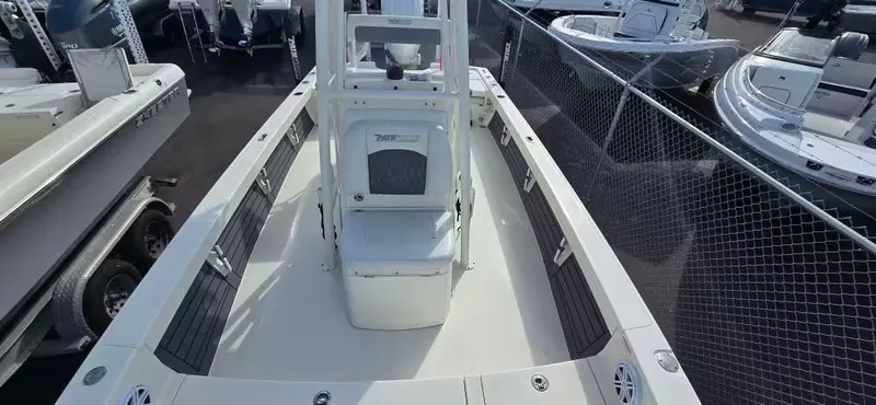 Slide: The Image of Pathfinder 2500 Hybrid 2025 - 10