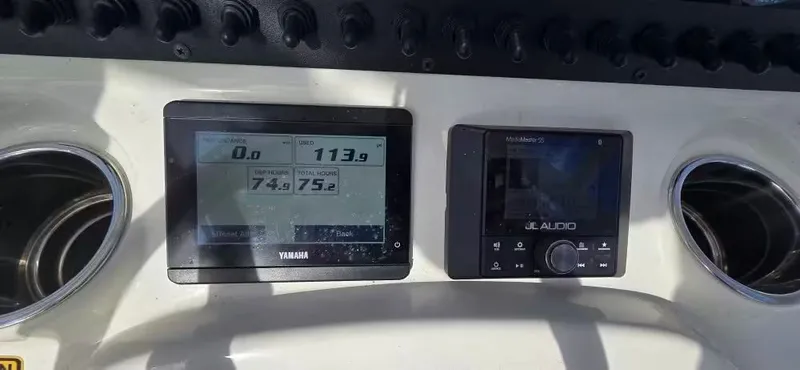 Slide: The Image of Pathfinder 2500 Hybrid 2025 - 15