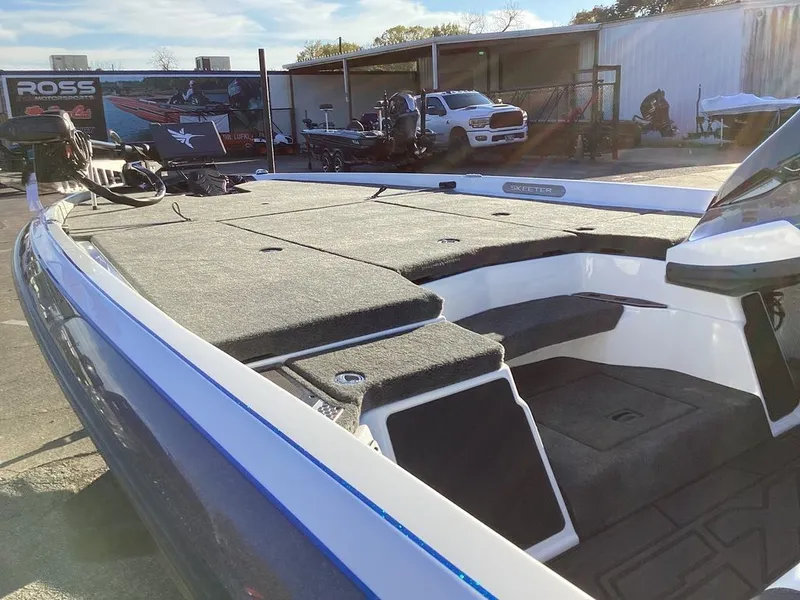 Slide: The Image of Skeeter FXR21 FLEX 2026 - 19