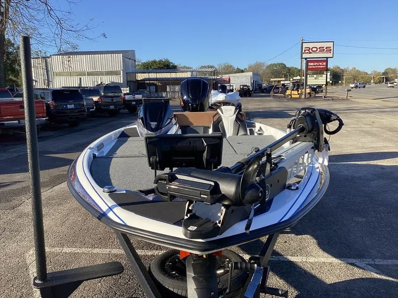 Slide: The Image of Skeeter FXR21 FLEX 2026 - 32