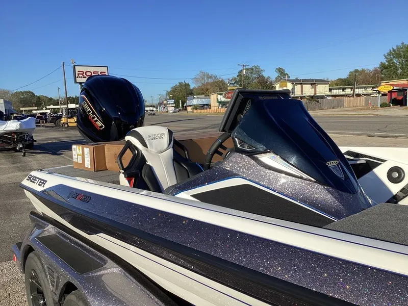 Slide: The Image of Skeeter FXR21 FLEX 2026 - 37