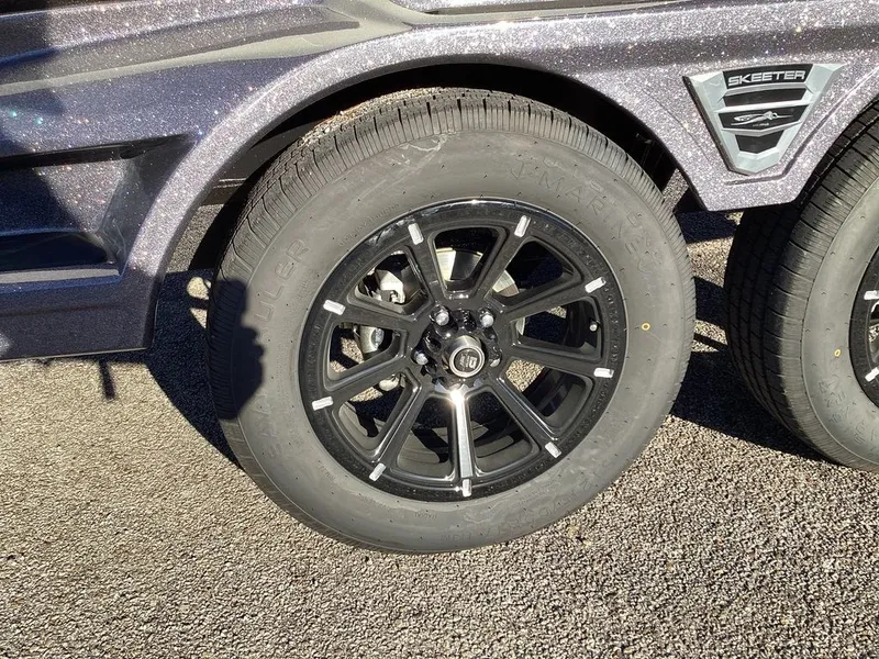 Slide: The Image of Skeeter FXR21 FLEX 2026 - 44