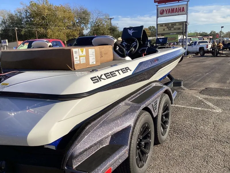 Slide: The Image of Skeeter FXR21 FLEX 2026 - 47