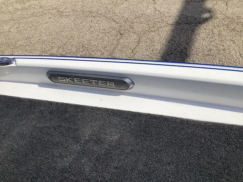 Slide: The Image of Skeeter FXR21 FLEX 2026 - 56