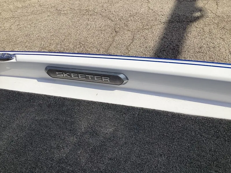 Slide: The Image of Skeeter FXR21 FLEX 2026 - 57