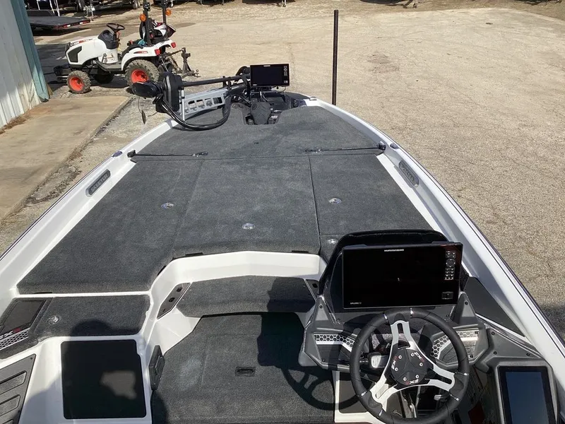 Slide: The Image of Skeeter FXR21 FLEX 2026 - 58