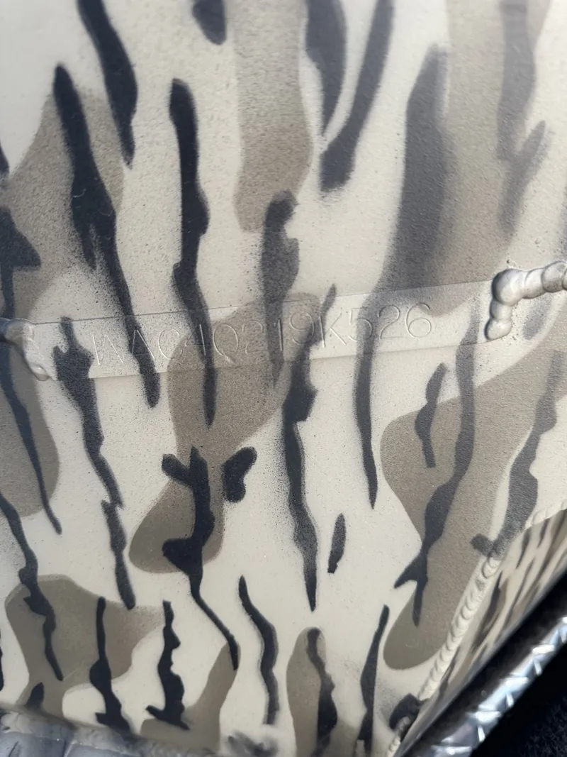 Slide: The Image of Edge Boats 756 DB 2026 - 7